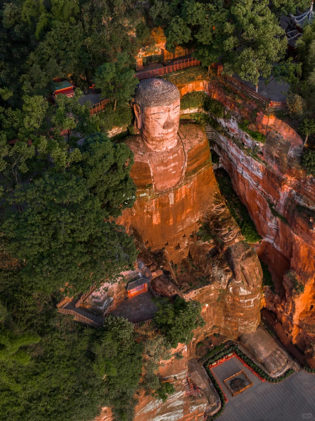 Panoramic view of the Buddha statue